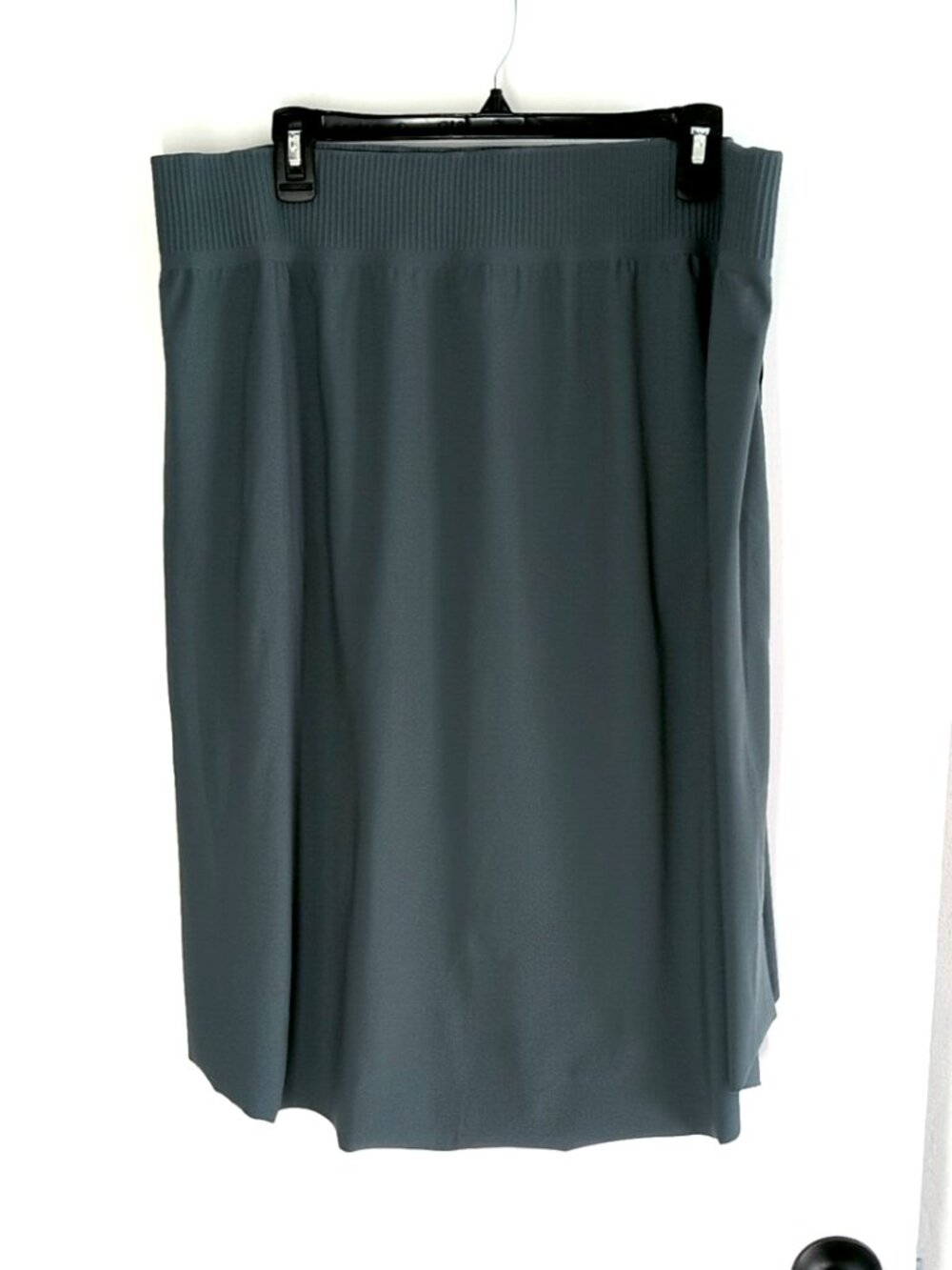 Athleta Cosmic Skirt XL Metropolis Gray knee length hi-lo travel pockets - Picture 3 of 4